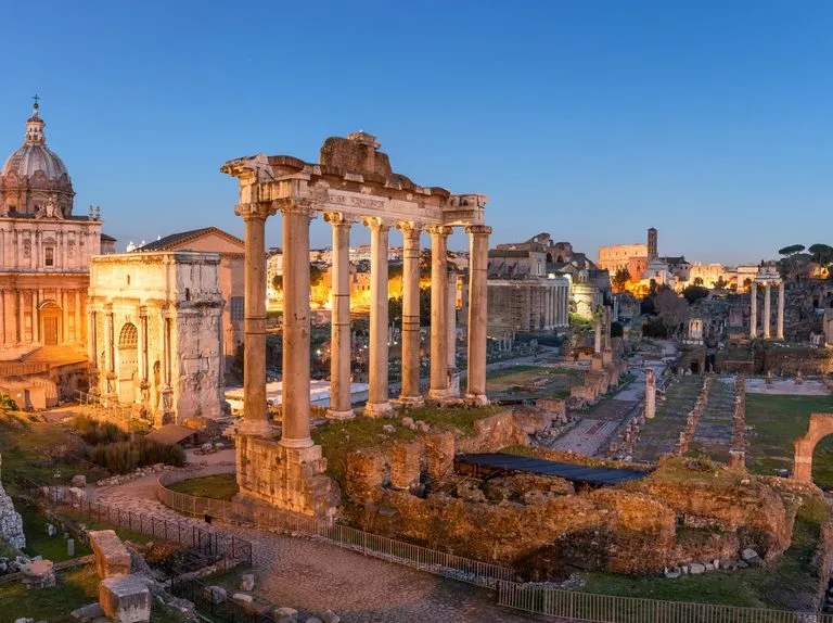 W którym roku został założony Rzym? Odkryj legendy i kontrowersje